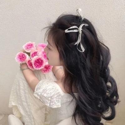 发布会舞台实拍：常驻MC节目现场翻车，现场观众起哄